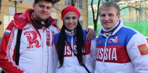 Олимпийцам вручили ключи от авто